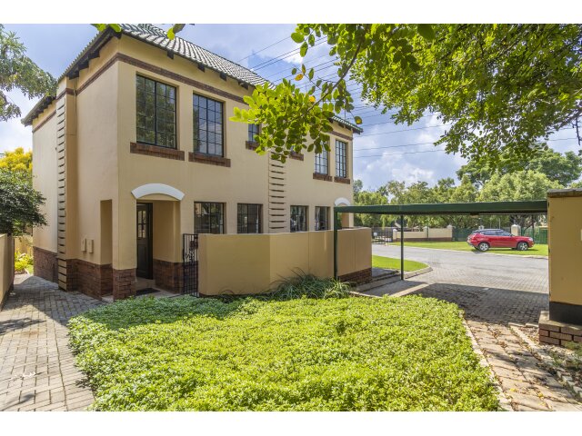 <!--[if BLOCK]><![endif]--> 37 Victorian Heights Pritchard St, Noordhang,  Randburg <!--[if ENDBLOCK]><![endif]-->
